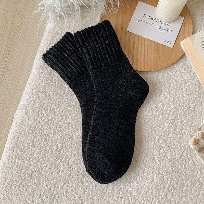Women's Winter Mid-calf Socks